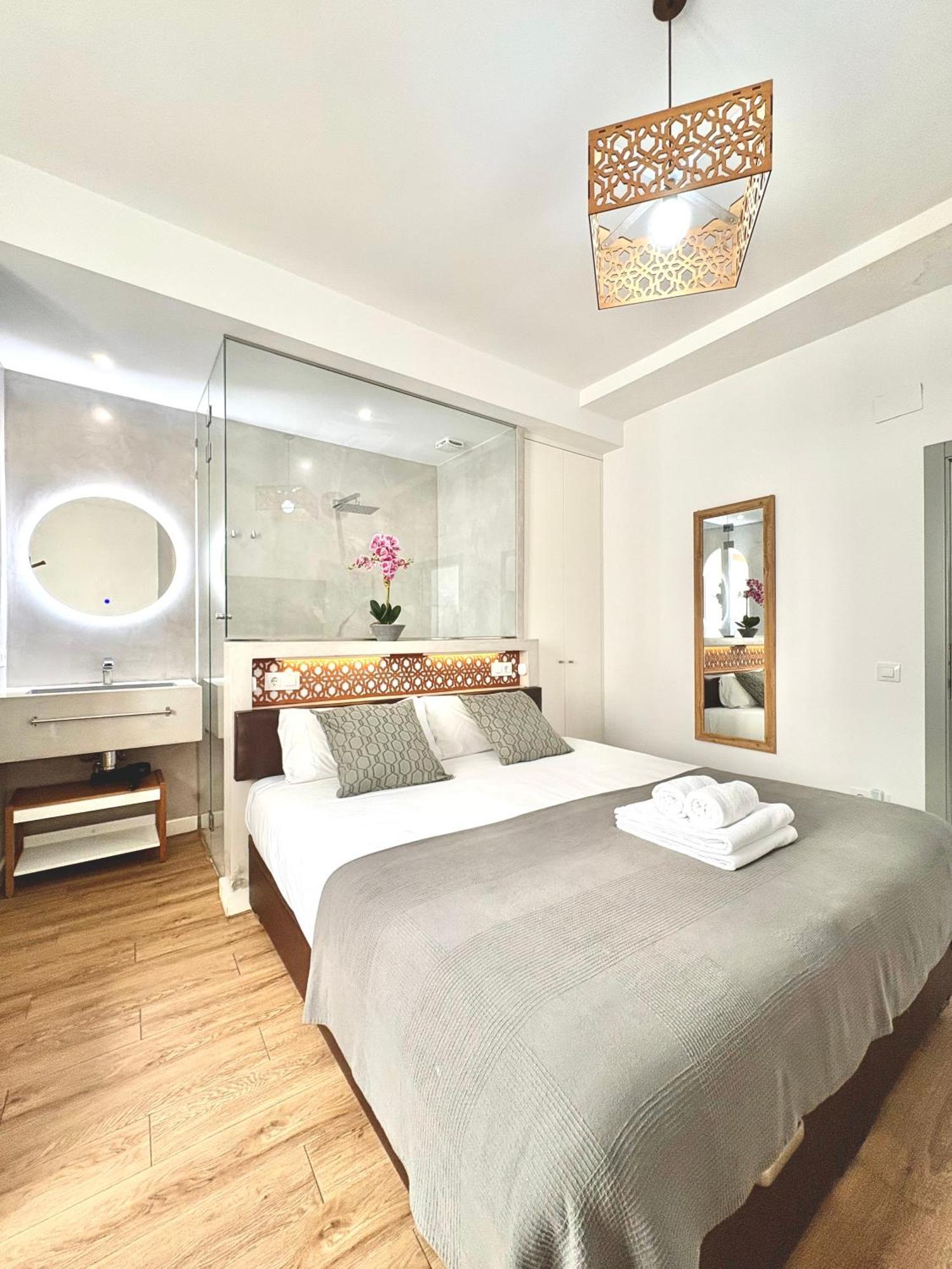 Unique House - Private Spa&Pool -StayinSevilla Exteriör bild